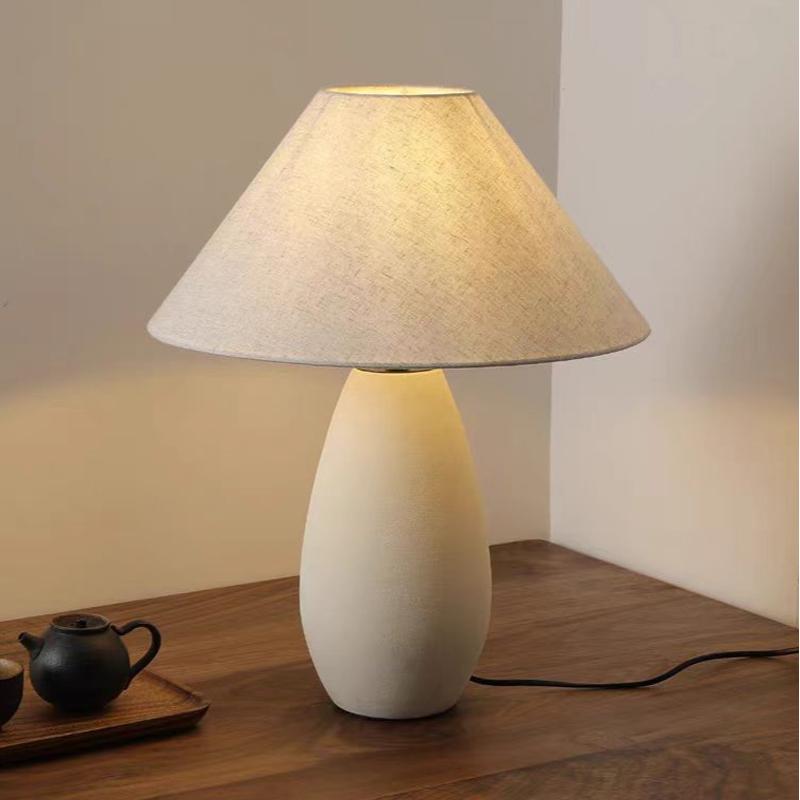 White ceramic table lamp 01