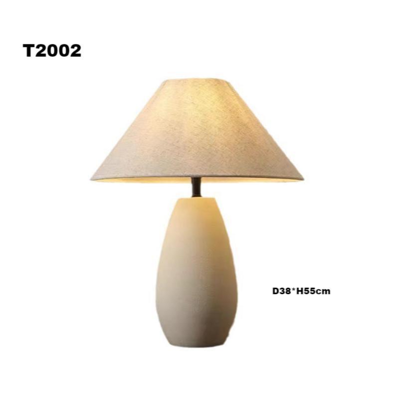 White ceramic table lamp 05