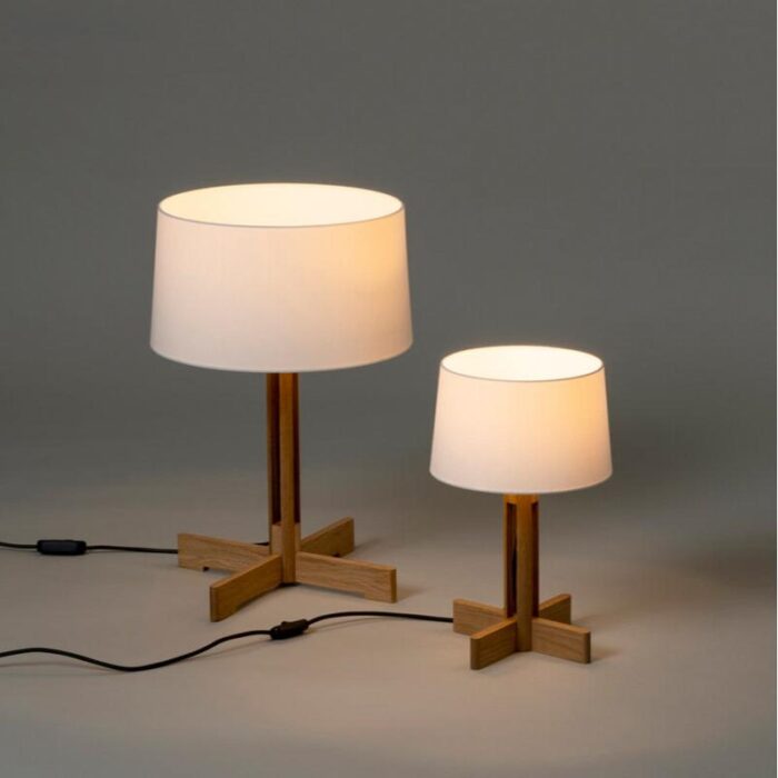 Wood table lamp 01