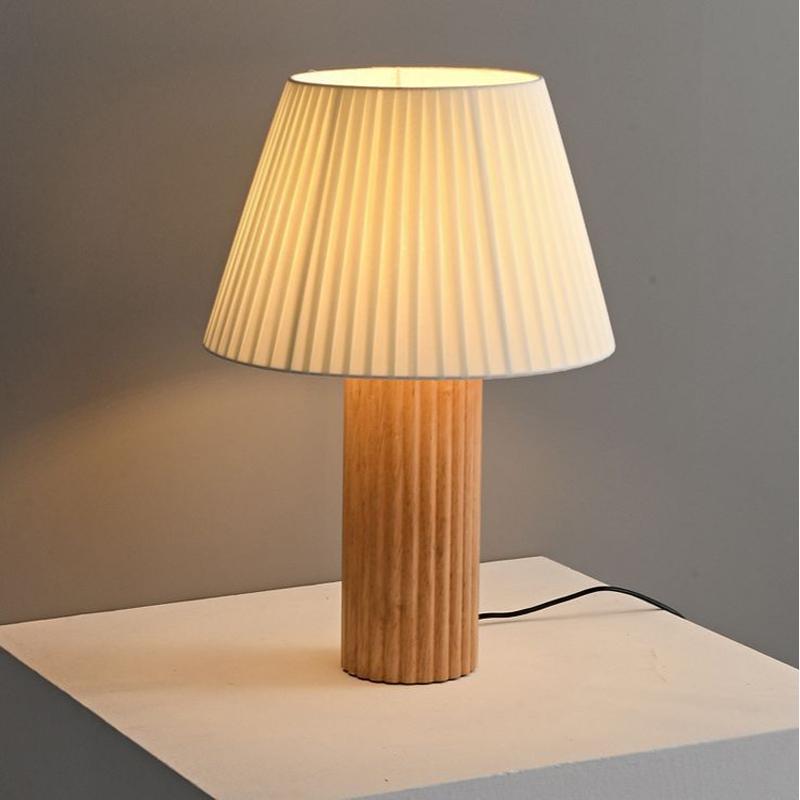 light wood table lamp 01