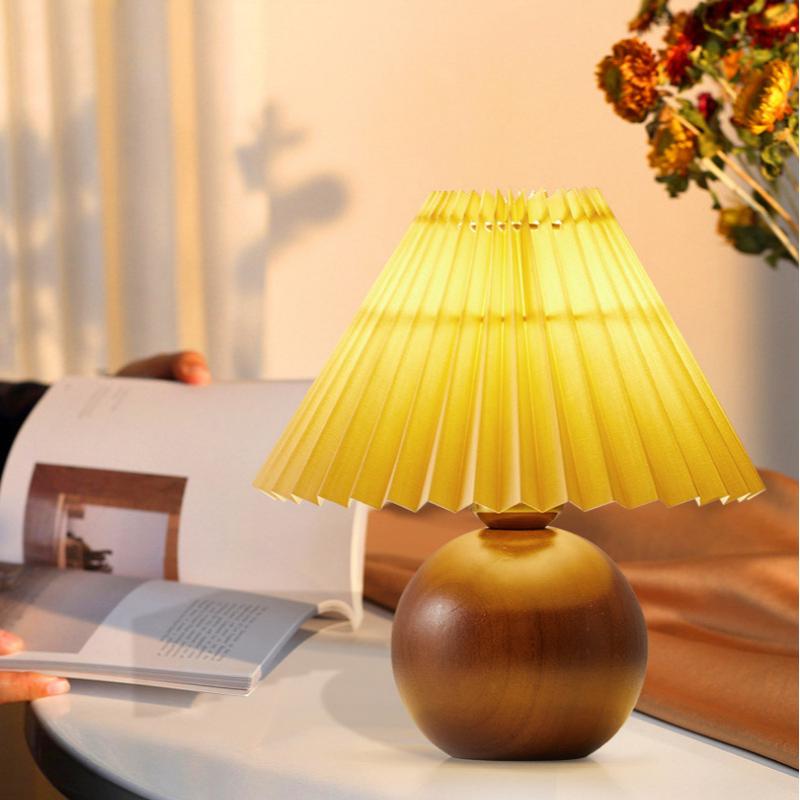 round wood table lamp 02