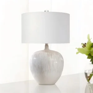 cream ceramic table lamp
