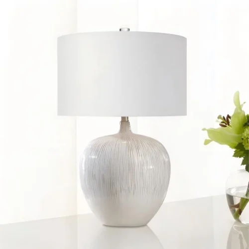 cream ceramic table lamp